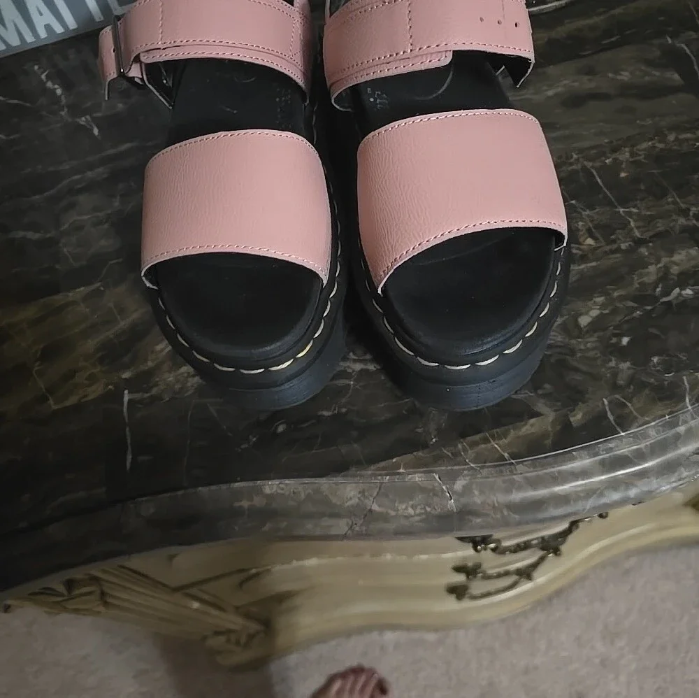 Dr. Martens Voss Quad Pink Leather Platform Sandals 2 1/4 Platform.